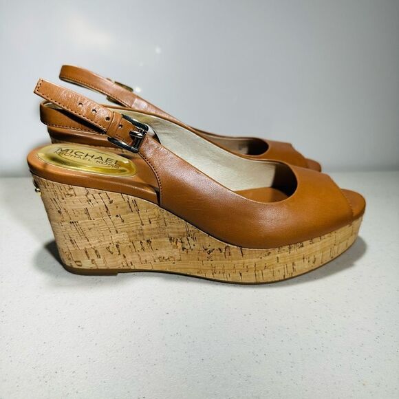 Michael Kors Women's Size 8M Tan Sling Wedge Cork Open Toe  Leather Sandals - Picture 2 of 6